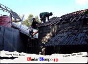 Wujudkan Hunian Layak, Babinsa Kanigoro Bahu Membahu Perbaiki Rumah Warga