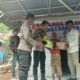 Polri Untuk Masyarakat : Kapolres Pasuruan Blusukan Salurkan Bansos untuk Warga