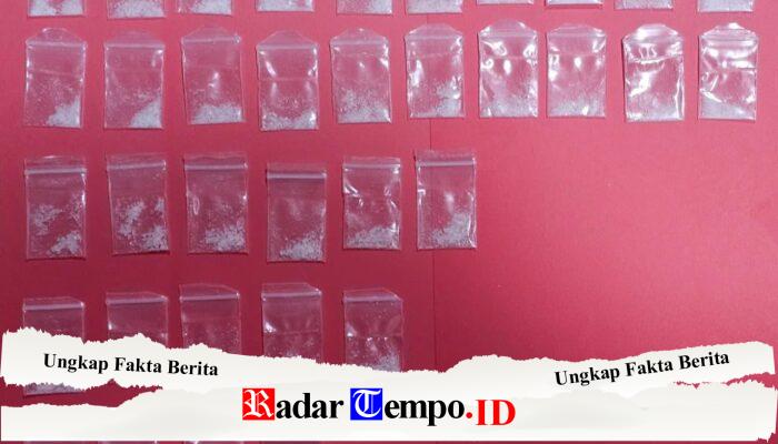 Satresnarkoba Tanjung Perak Amankan Dua Orang Pengedar Sabu di Benteng Dalam Surabaya