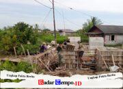 Personel Kodim 1009/Tla Lanjutkan Perakitan Besi dan Pemasangan Bekisting Menara Pylon