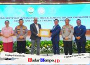 Terima Sertifikat IBDP SMA KTB, Kapolri: Cetak Generasi Muda untuk Wujudkan Indonesia Emas 2045
