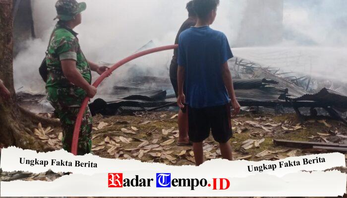 Aksi Sigap Babinsa Upau Bantu Korban Kebakaran, Dua Rumah Warga Desa Bilas Hangus Terbakar