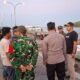 KLM QALAQY 1 Bermuatan Kayu Perhutani Mengalami Kemiringan di Pelabuhan Kalianget, Tidak Ada Korban Jiwa