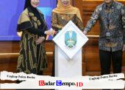 143 RIBU BEASISWA DIBUKA KABAR GEMBIRA DARI GUBERNUR KHOFIFAH UNTUK CALON PELAJAR SMA/SMK DAN MAHASISWA JAWA TIMUR