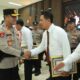 Kapolres Gresik Beri Penghargaan kepada 27 Personel Berprestasi, Pengungkap BBM Ilegal hingga Narkoba