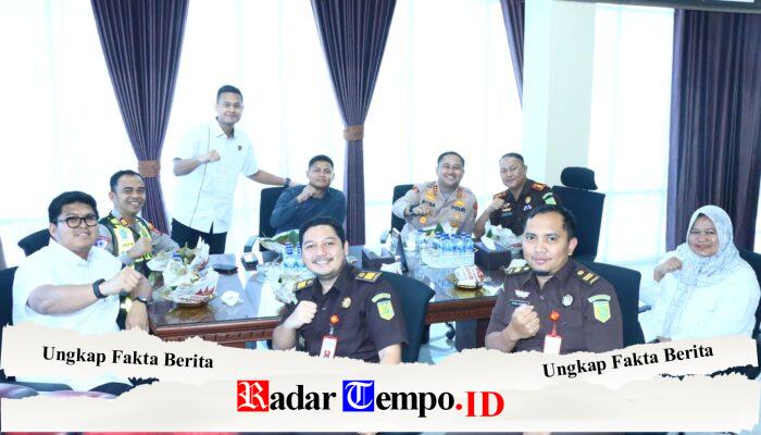 Kapolres Gresik Silaturahmi ke Kejari Gresik, Polres Gresik Perkuat Sinergi Penegakan Hukum