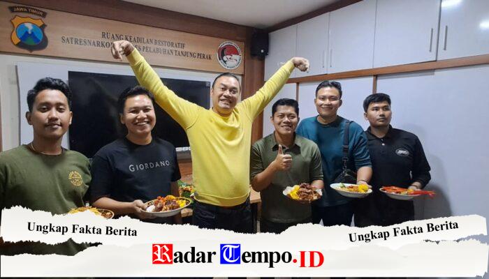 Kasat Resnarkoba Polres Pelabuhan Tanjung Perak Beri Penghargaan kepada Lima Personel Berprestasi