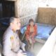 Polri Peduli : Polres Bondowoso Santuni Nenek Sebatangkara