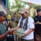 Bupati Drs H Anwar Sadat M.Ag dan wakil bupati Dr.H Katamso SA S.E,M.E hadir panen raya melon di agrowisata sektor holtikultura