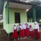 Pelajar Sekolah Dasar Sambut Baik Program TMMD Ke-129 Kodim 1208/Sambas