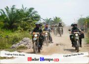 Gunakan Sepeda Motor, Dansatgas TMMD Ke-129 Tinjau Sasaran Fisik Penimbunan Jalan