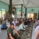 Satgas TMMD Reguler Ke-129 Tunaikan Salat Jumat Bersama Warga Tempapan Hulu