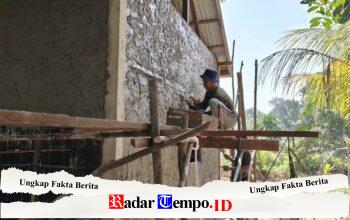 Plaster Dinding RTLH Dikebut, Satgas TMMD Reguler Ke-129 Percepat Penyelesaian Pembangunan
