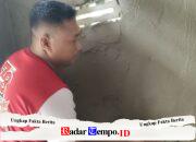 Semangat Satgas TMMD Reguler Ke-129, Plester Dinding MCK RTLH Terus Dikebut