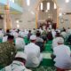 Safari Jumat Kodim 1002/HST di Pagat, Bagikan Nasi Bungkus untuk Jamaah