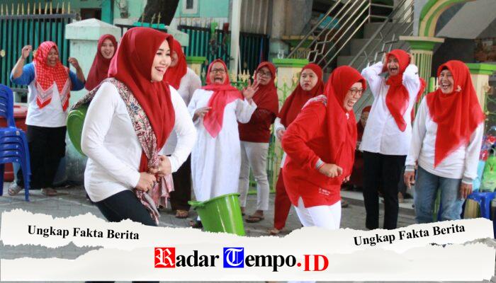 Tak Sekadar Hadir, Ning Lia Turun Langsung Meriahkan Lomba 17-an Warga