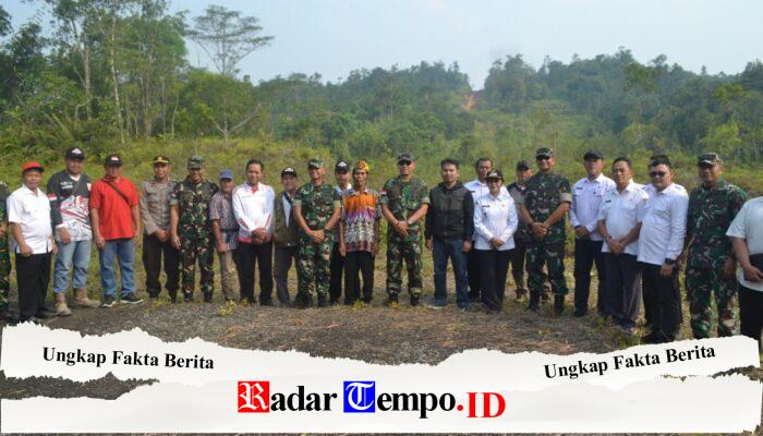 Dandim 1208/Sambas Dampingi Pangdam XII/TPR Tinjau Lokasi Pembangunan Batalyon Teritorial Pertempuran di Kabupaten Sambas