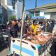 Gempa M 7,7 Guncang NTT, Brimob Gerak Cepat Evakuasi Korban dan Buka Akses Jalan