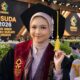 Kemilau Mutiara Harky Meraih Cumlaude pada Wisuda UINSSC 2026