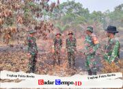 Anggota Babinsa Temajuk Koramil 08/Paloh dan BKO Yonif TP 839 Patroli Rutin Antisipasi Karhutla di Wilayah Perbatasan