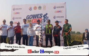 Gowes To GUS Meriahkan Pagi di Balongpanggang, Bupati Gresik Ajak Warga Hidup Sehat