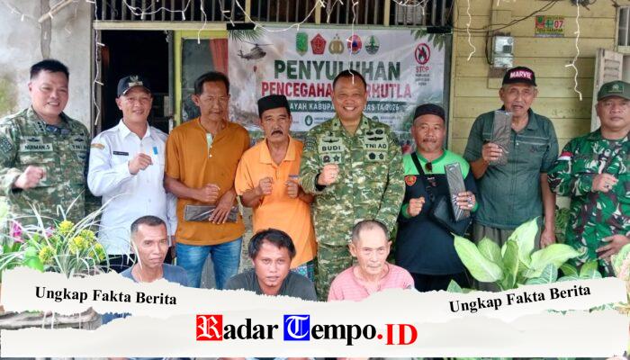 Penyuluh Karhutla Mabes TNI Berikan Penyuluhan Dan Berikan Tali Asih Kepada Warga Pemangkat