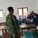 Dukung Dunia Pendidikan Sejak Dini, Babinsa Nibung Koramil 08/Paloh Dampingi Tenaga Pengajar Taman Kanak-Kanak