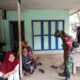 Babinsa Koramil 1008-03/Tanjung Aktif Komsos, Perkuat Kedekatan dengan Warga Desa Kambitin