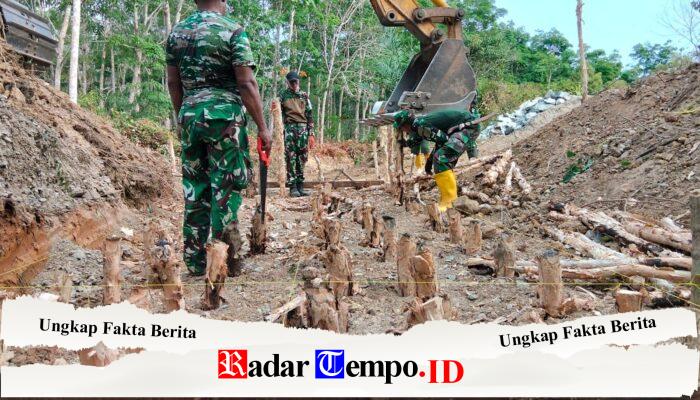 Tancapkan Trucuk Galam, Satgas TMMD Ke-130 Pacu Pengerjaan Jembatan Beton di Karang Rejo