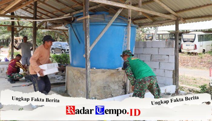 Dinding Mulai Berdiri, Satgas TMMD ke-130 Wujudkan Tempat Wudhu Mushola Istiqomah yang Lebih Layak